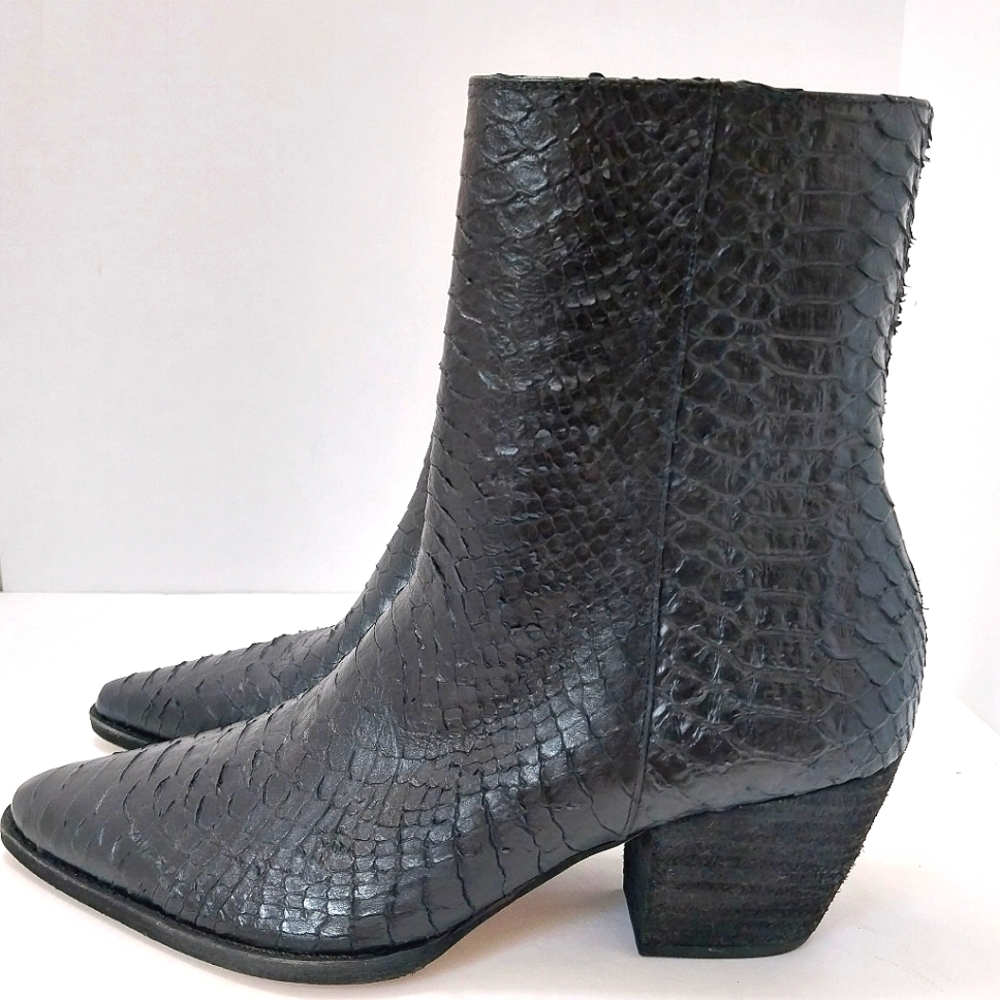 Matisse Black Textured Heeled Boots